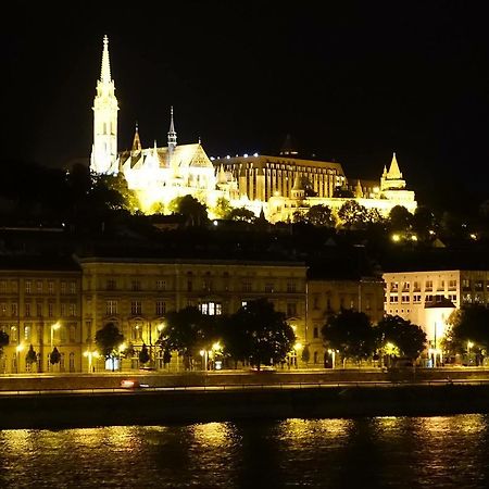 Diana'S Charming Studio At The Buda Castle Budapest Kültér fotó